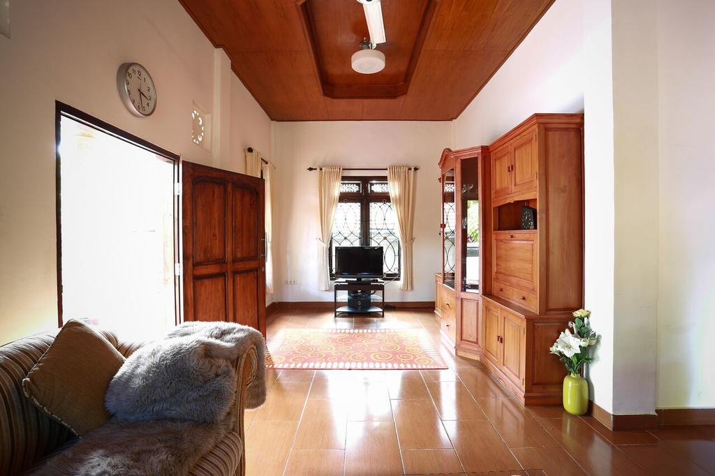 Villa Maryadi Lovina Exteriör bild